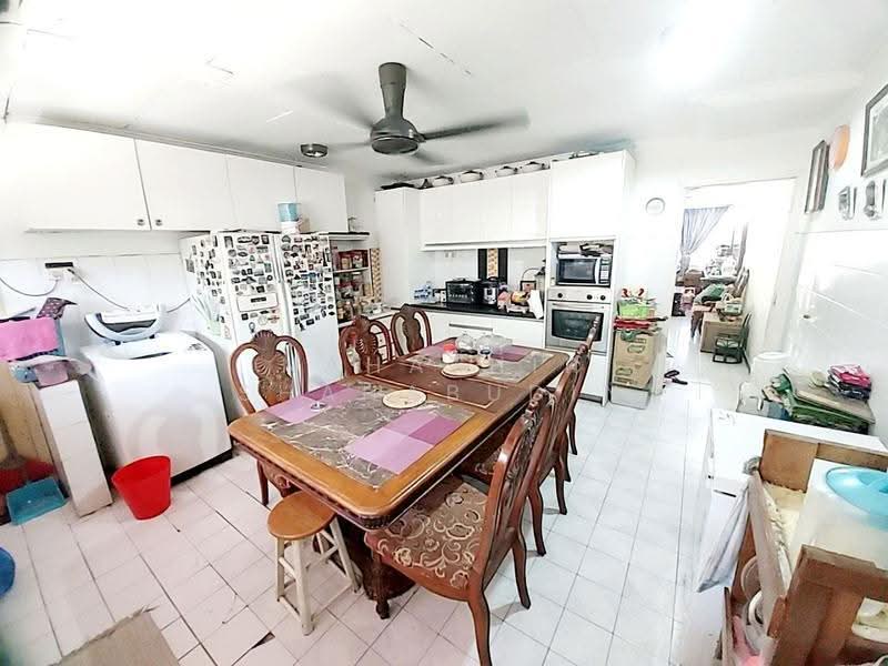 Condominium for Sale at Ukay Club Villas - Nahathir Shahabudin - Kitchen - PropertyGuru.com.my
