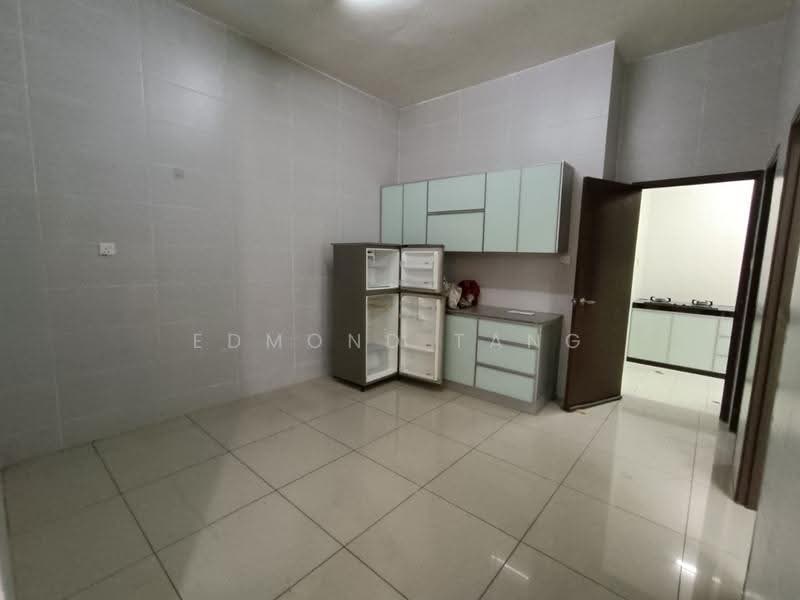 Rumah Teres 2-Tingkat untuk Dijual di Taman Nusa Idaman (Iskandar Puteri (Nusajaya)) - Edmond Tang - Kitchen - PropertyGuru.com.my