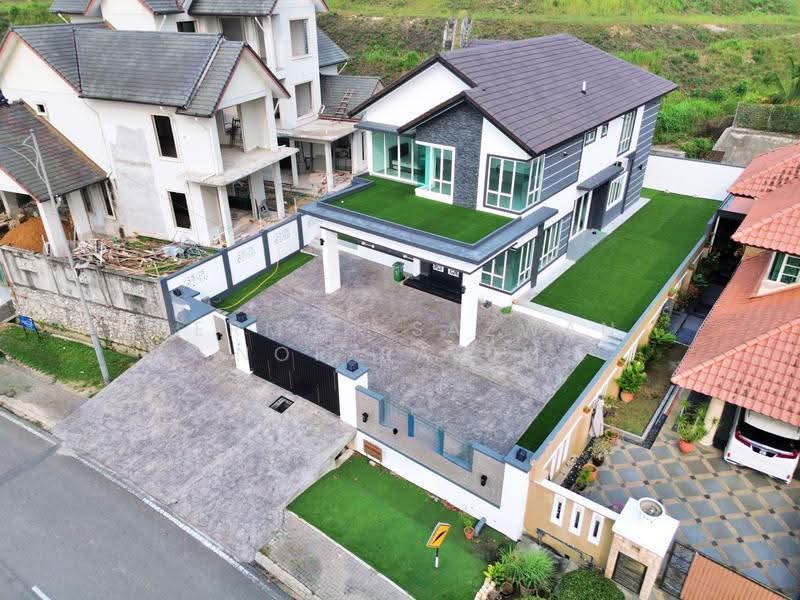 Bungalow House for Sale in Kajang (Selangor) - Herman Sazwan Nor Rahim - Drone - PropertyGuru.com.my