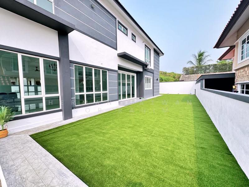 Bungalow House for Sale in Kajang (Selangor) - Herman Sazwan Nor Rahim - Exterior - PropertyGuru.com.my