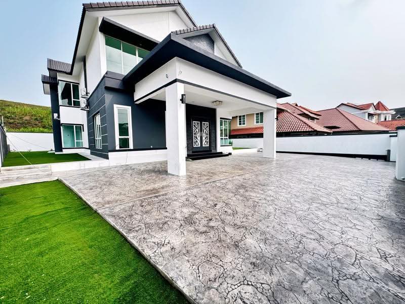 Bungalow House for Sale in Kajang (Selangor) - Herman Sazwan Nor Rahim - Exterior - PropertyGuru.com.my