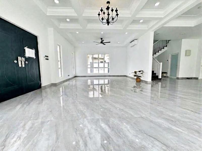 Bungalow House for Sale in Kajang (Selangor) - Herman Sazwan Nor Rahim - Living Room - PropertyGuru.com.my