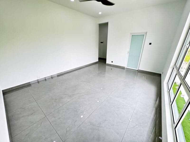 Bungalow House for Sale in Kajang (Selangor) - Herman Sazwan Nor Rahim - Bedroom - PropertyGuru.com.my