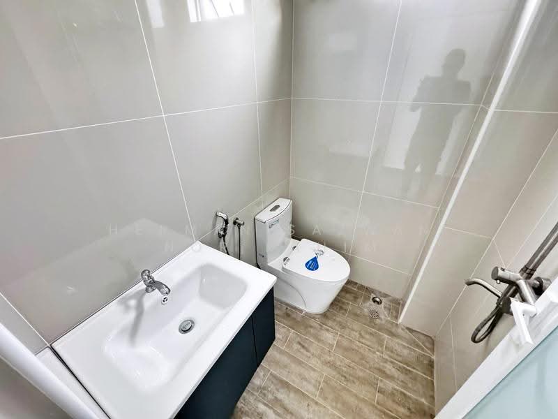 Bungalow House for Sale in Kajang (Selangor) - Herman Sazwan Nor Rahim - Bathroom - PropertyGuru.com.my