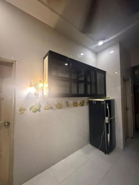 2-storey Terraced House for Rent in Ehsan Jaya (Johor Bahru) - Pauline Ng - Kitchen - PropertyGuru.com.my
