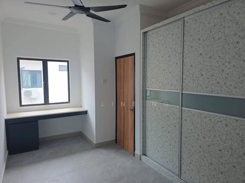 2-storey Terraced House for Sale in Mount Austin (Johor Bahru) - Pauline Ng - Bedroom - PropertyGuru.com.my