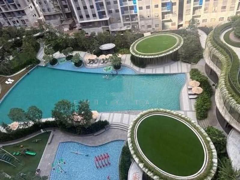 Kediaman Servis untuk Dijual di One Equine - Emily Tai - Exterior - PropertyGuru.com.my