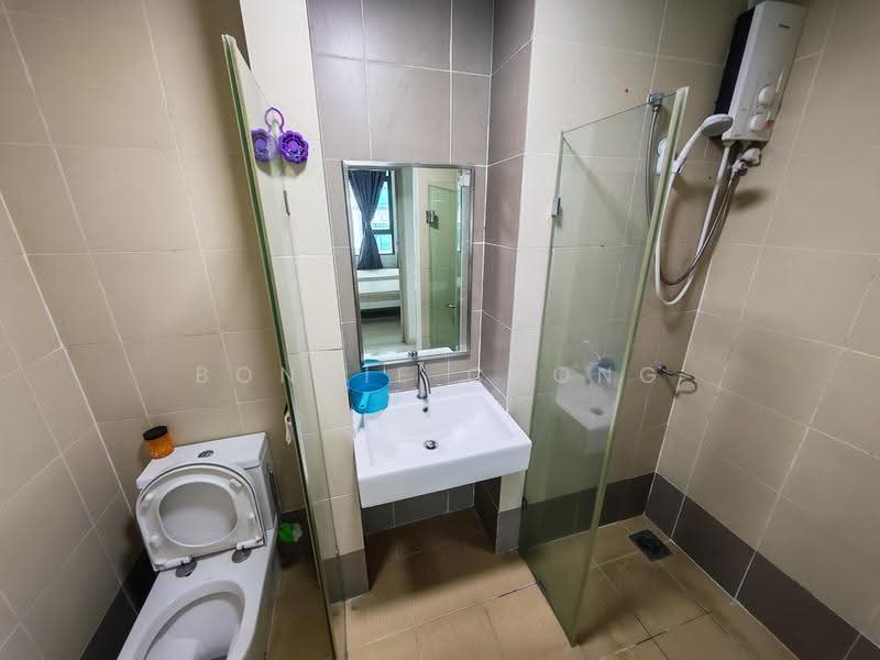 Service Residence for Rent at Centrestage Designer Suite - Bonnie Chong - Bathroom - PropertyGuru.com.my