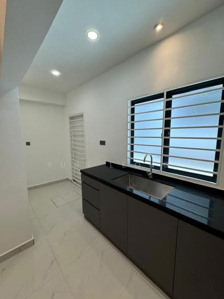 Rumah Teres 2-Tingkat untuk Dijual di Taman Kepong Indah (Kepong) - Yubi Leong - Kitchen - PropertyGuru.com.my