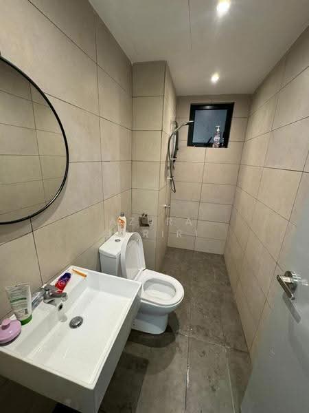 Kediaman Servis untuk Disewa di M Luna - Azura Hariri - Bathroom - PropertyGuru.com.my
