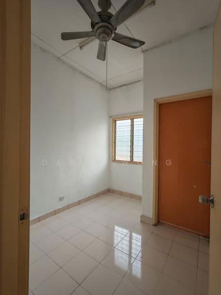 Rumah Teres 2-Tingkat untuk Disewa di Taman Desa Mas (Rawang) - Danny Wong - Interior - PropertyGuru.com.my