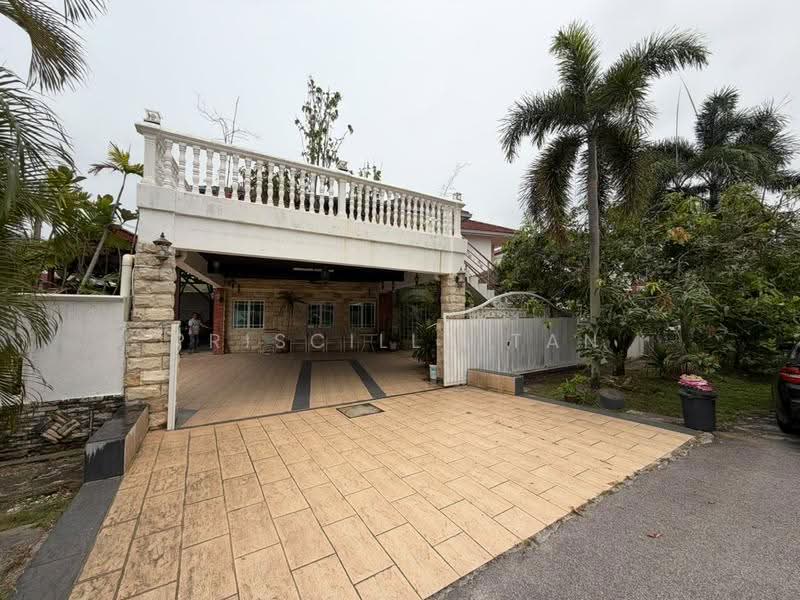Rumah Teres untuk Dijual di Bandar Bukit Puchong (Puchong) - Priscilla Tan - Exterior - PropertyGuru.com.my