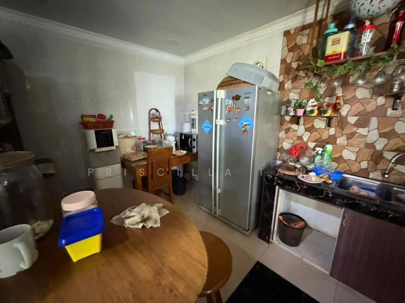 Rumah Teres untuk Dijual di Bandar Bukit Puchong (Puchong) - Priscilla Tan - Kitchen - PropertyGuru.com.my