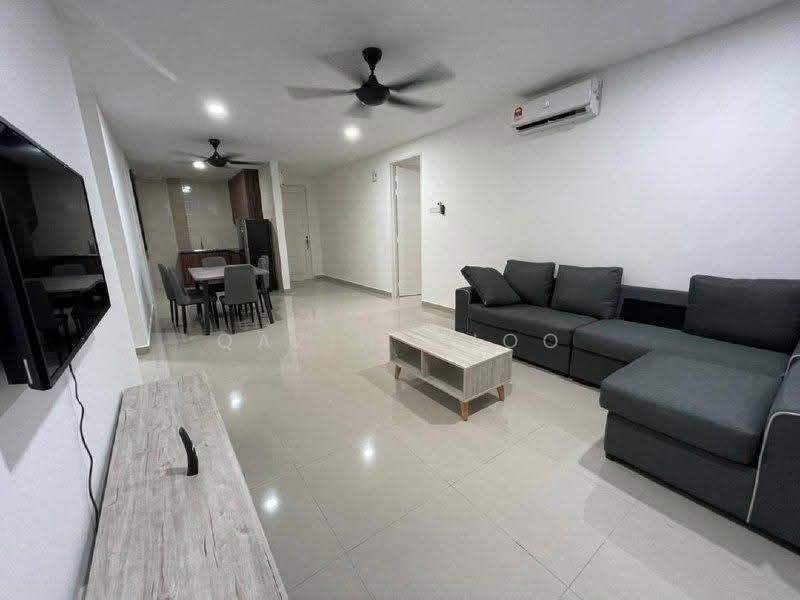 Kondominium untuk Disewa di Upper East @ Tiger Lane - Qazin Khoo - Living Room - PropertyGuru.com.my