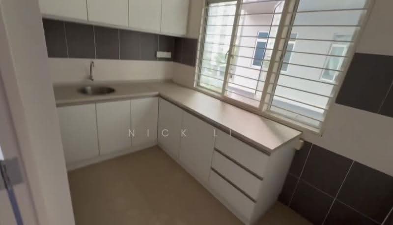 Office for Rent in Kuchai Entrepreneurs Park (Kuchai Lama) - Nick Lim - Kitchen - PropertyGuru.com.my