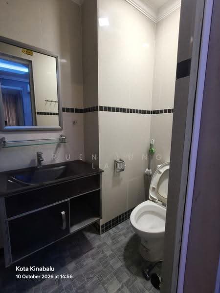 Pangsapuri untuk Dijual di Indah Court Likas - Ruen Lung Lau - Bathroom - PropertyGuru.com.my