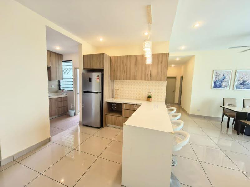 Condominium for Rent at Skyvilla @ D'Island - Felicia Ng - Kitchen - PropertyGuru.com.my
