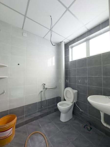 Shop / Office for Sale in Taiping (Perak) - Anderson Yu - Bathroom - PropertyGuru.com.my