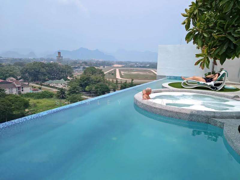 Kediaman Servis untuk Disewa di The Stallionz @ Ipoh White Times Square - Shirley Chan - Pool - PropertyGuru.com.my