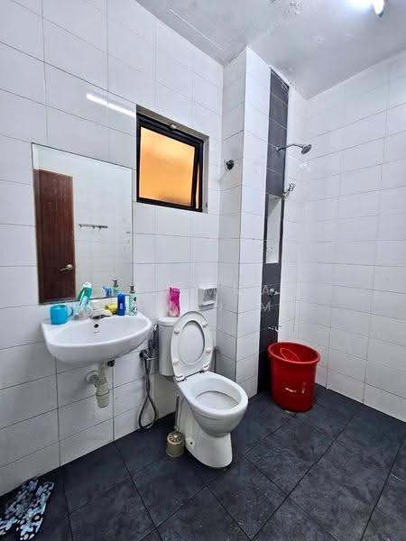 2-storey Terraced House for Sale in Bandar Bukit Raja (Klang) - Muhammad Ridhwan Mohd Huzairi - Bathroom - PropertyGuru.com.my