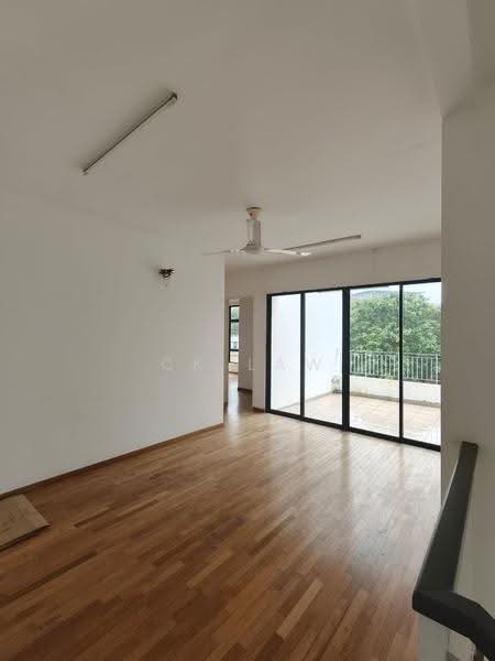 Semi-Detached House for Sale in Setia Ecohill (Semenyih) - CK Law - Living Room - PropertyGuru.com.my