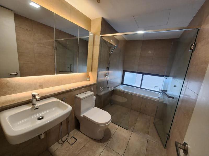 Condominium for Sale at The WaterEdge (Pinggiran Air) - Anderson Yu - Bathroom - PropertyGuru.com.my