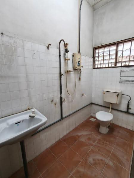 2-storey Terraced House for Sale in Taman Johor Jaya (Johor Bahru) - Nicholas Tey - PropertyGuru.com.my