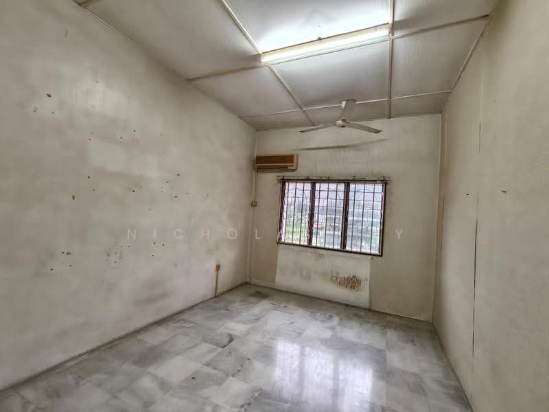2-storey Terraced House for Sale in Taman Johor Jaya (Johor Bahru) - Nicholas Tey - PropertyGuru.com.my