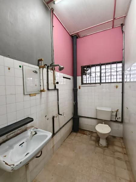 2-storey Terraced House for Sale in Taman Johor Jaya (Johor Bahru) - Nicholas Tey - PropertyGuru.com.my