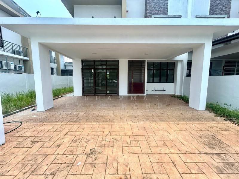 Semi-Detached House for Sale in Semenyih (Selangor) - Muhammad Ridhwan Mohd Huzairi - Exterior - PropertyGuru.com.my