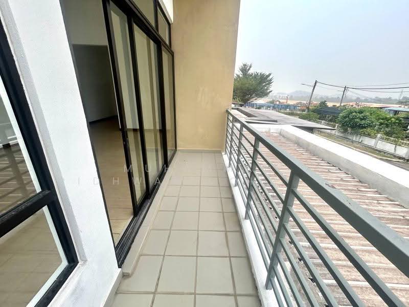 Semi-Detached House for Sale in Semenyih (Selangor) - Muhammad Ridhwan Mohd Huzairi - Balcony - PropertyGuru.com.my