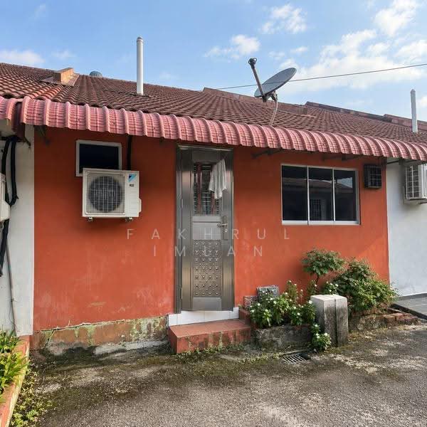 Rumah Teres 1-Tingkat untuk Dijual di Taman Pulai Indah (Johor Bahru) - Fakhrul Imlan - Exterior - PropertyGuru.com.my