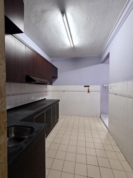 Kondominium untuk Disewa di Selesa Puteri Condominium - Nikko Soh - Kitchen - PropertyGuru.com.my