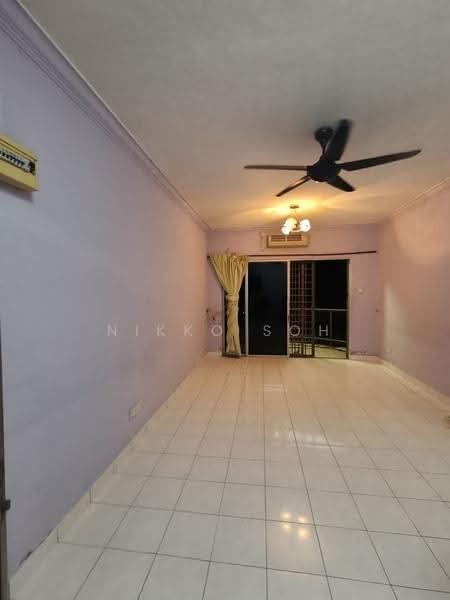 Kondominium untuk Disewa di Selesa Puteri Condominium - Nikko Soh - Living Room - PropertyGuru.com.my