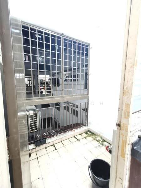 Kondominium untuk Disewa di Selesa Puteri Condominium - Nikko Soh - Balcony - PropertyGuru.com.my