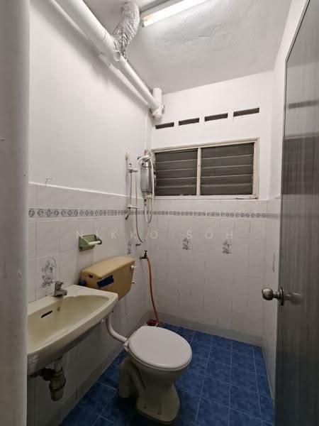 Kondominium untuk Disewa di Selesa Puteri Condominium - Nikko Soh - Bathroom - PropertyGuru.com.my