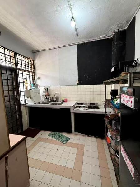 Rumah Teres 2-Tingkat untuk Dijual di Taman Desa Jaya (Johor Bahru) - Calvin Lee - PropertyGuru.com.my