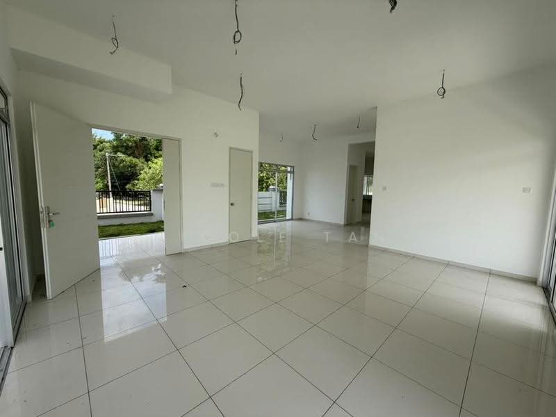 Rumah Banglo untuk Dijual di Senawang (Negeri Sembilan) - Nicole Tan - Living Room - PropertyGuru.com.my