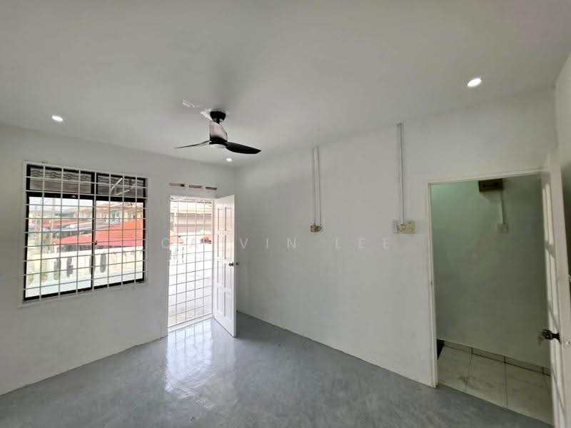 Rumah Teres 2-Tingkat untuk Dijual di Kota Masai (Pasir Gudang) - Calvin Lee - PropertyGuru.com.my