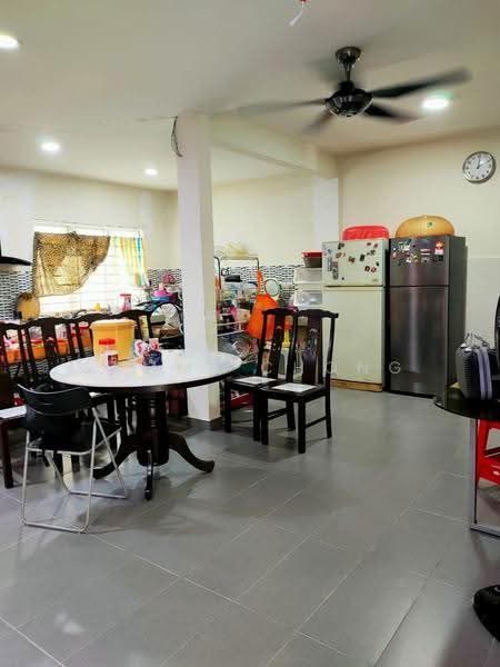 Rumah Teres 2-Tingkat untuk Dijual di Bandar Putra Permai (Seri Kembangan) - Sammi Chong - Kitchen - PropertyGuru.com.my