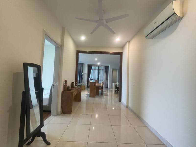 Kondominium untuk Dijual di The LIGHT COLLECTION II - Mocole Lee - Corridor - PropertyGuru.com.my