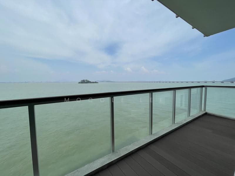 Kondominium untuk Dijual di The LIGHT COLLECTION II - Mocole Lee - Balcony - PropertyGuru.com.my