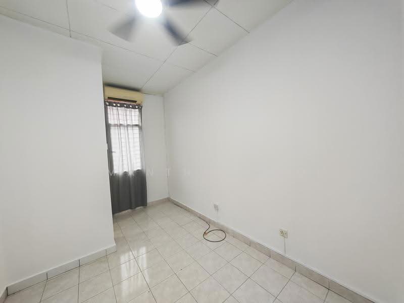 2-storey Terraced House for Sale in Taman Putra Prima (Puchong) - Samantha Chooi - Interior - PropertyGuru.com.my