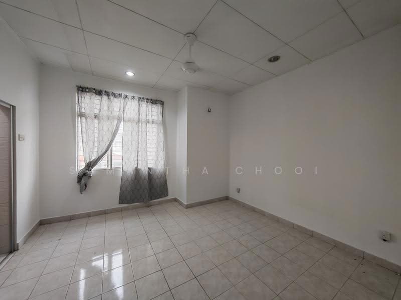 2-storey Terraced House for Sale in Taman Putra Prima (Puchong) - Samantha Chooi - Interior - PropertyGuru.com.my
