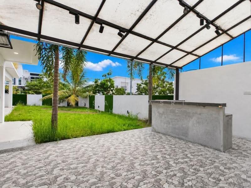 2-storey Terraced House for Sale in Bandar Sri Sendayan (Negeri Sembilan) - Hassan Basri Suhaimi - Exterior - PropertyGuru.com.my