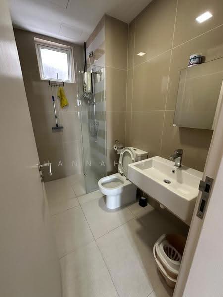 Kediaman Servis untuk Dijual di Southbank Residence - Hannah Han - Bathroom - PropertyGuru.com.my