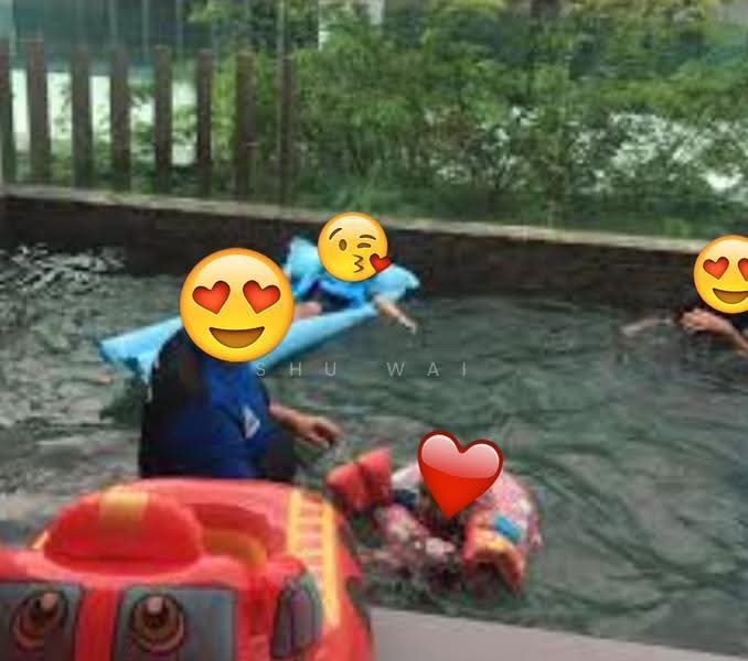 Rumah Teres 3-Tingkat untuk Dijual di Puchong (Selangor) - Shu Wai - Pool - PropertyGuru.com.my