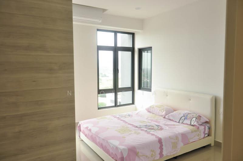 Kediaman Servis untuk Dijual di Pearl Suria - Nicole Tan - Bedroom - PropertyGuru.com.my