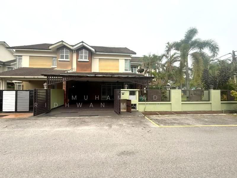 Rumah Berkembar untuk Dijual di Taman Impian Putra (Bangi) - Muhammad Ridhwan Mohd Huzairi - Exterior - PropertyGuru.com.my