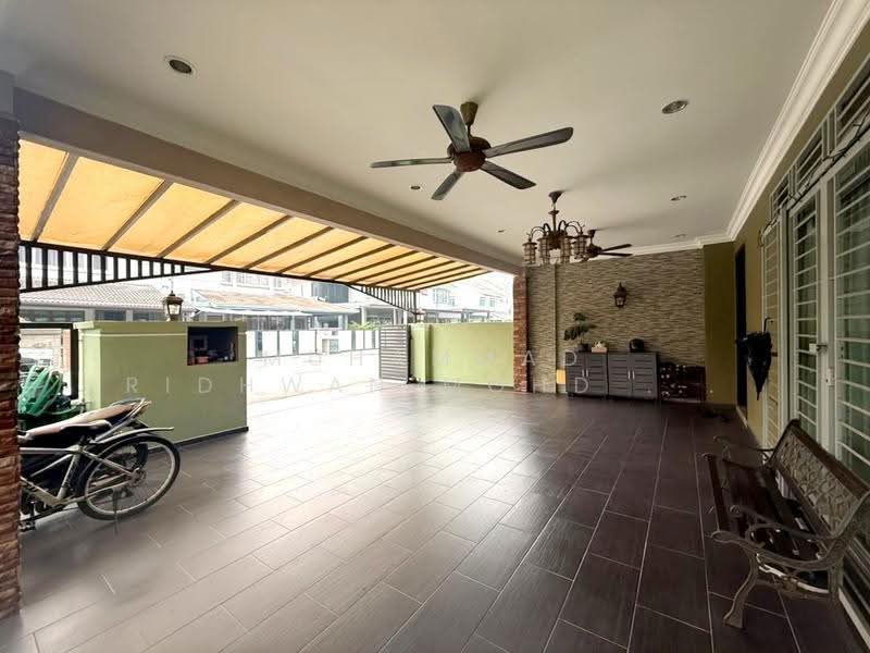 Rumah Berkembar untuk Dijual di Taman Impian Putra (Bangi) - Muhammad Ridhwan Mohd Huzairi - Exterior - PropertyGuru.com.my
